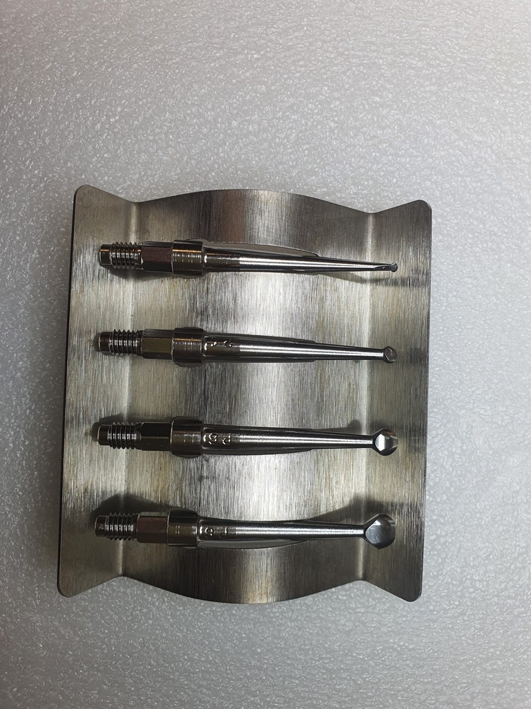 Dentanomic periosteumemelő készlet, amely 4 darab periosteumemelő pengéből áll (2, 4, 6 és 8 mm) + sterilizáló tartóval – a termék eredeti csomagolás nélkül